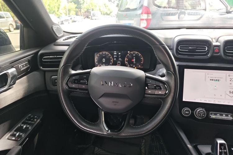 Used Lynk & Co 03 2022 2.0TD DCT JingPro Steering Wheel