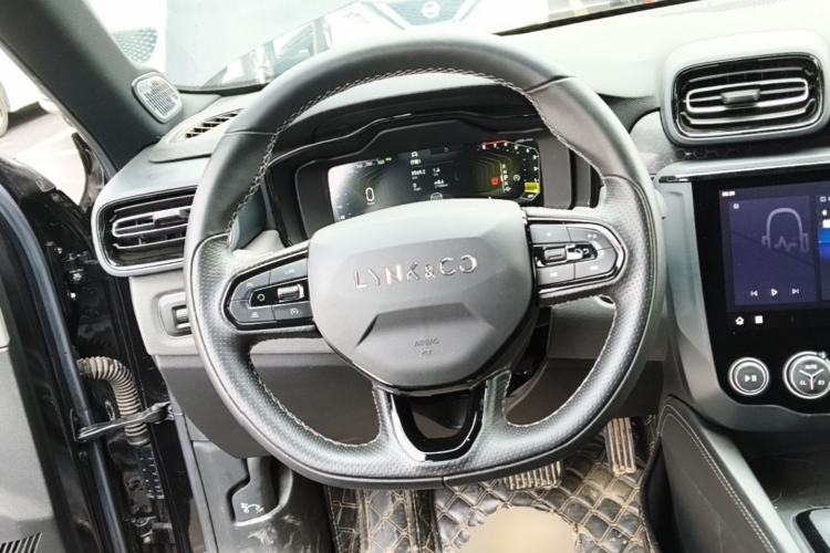 Used Lynk & Co 03 2022 2.0TD DCT JingPro Steering Wheel