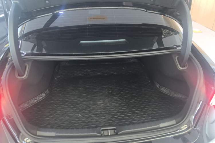 Used Lynk & Co 03 2022 2.0TD DCT GenioPlus Trunk
