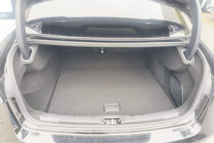 Used Lynk & Co 03 2022 03+ 2.0TD Automatic Wind-Chasing Edition Trunk