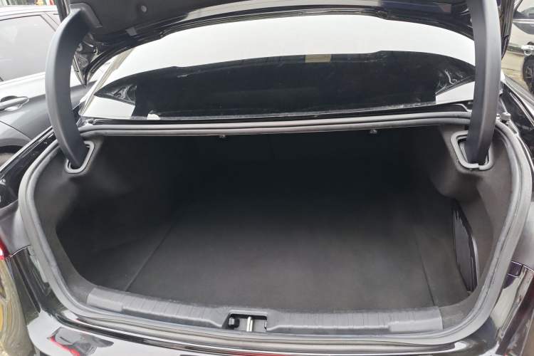 Used Lynk & Co 03 2022 2.0TD DCT JingPro Trunk