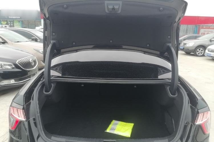 Used Lynk & Co 03 2022 2.0TD DCT JingPro Trunk