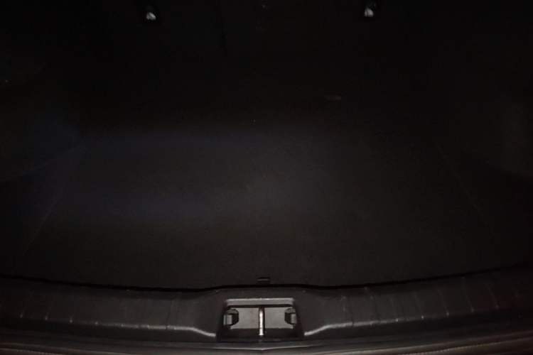 Used Lynk & Co 03 2022 2.0TD DCT GenioPlus Trunk