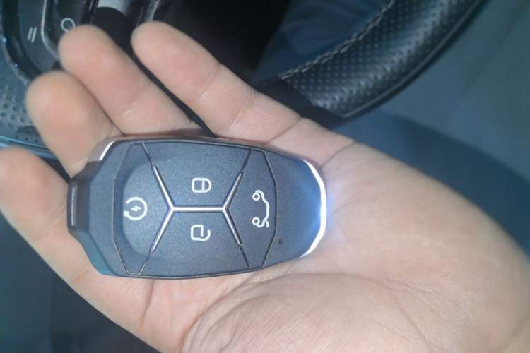 Used Lynk & Co 03 2022 2.0TD DCT GenioPlus Vehicle Key