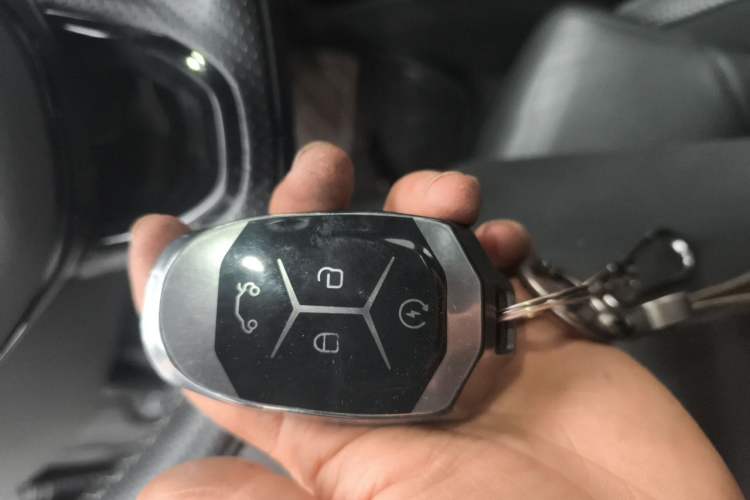 Used Lynk & Co 03 2022 2.0TD DCT JingPro Vehicle Key