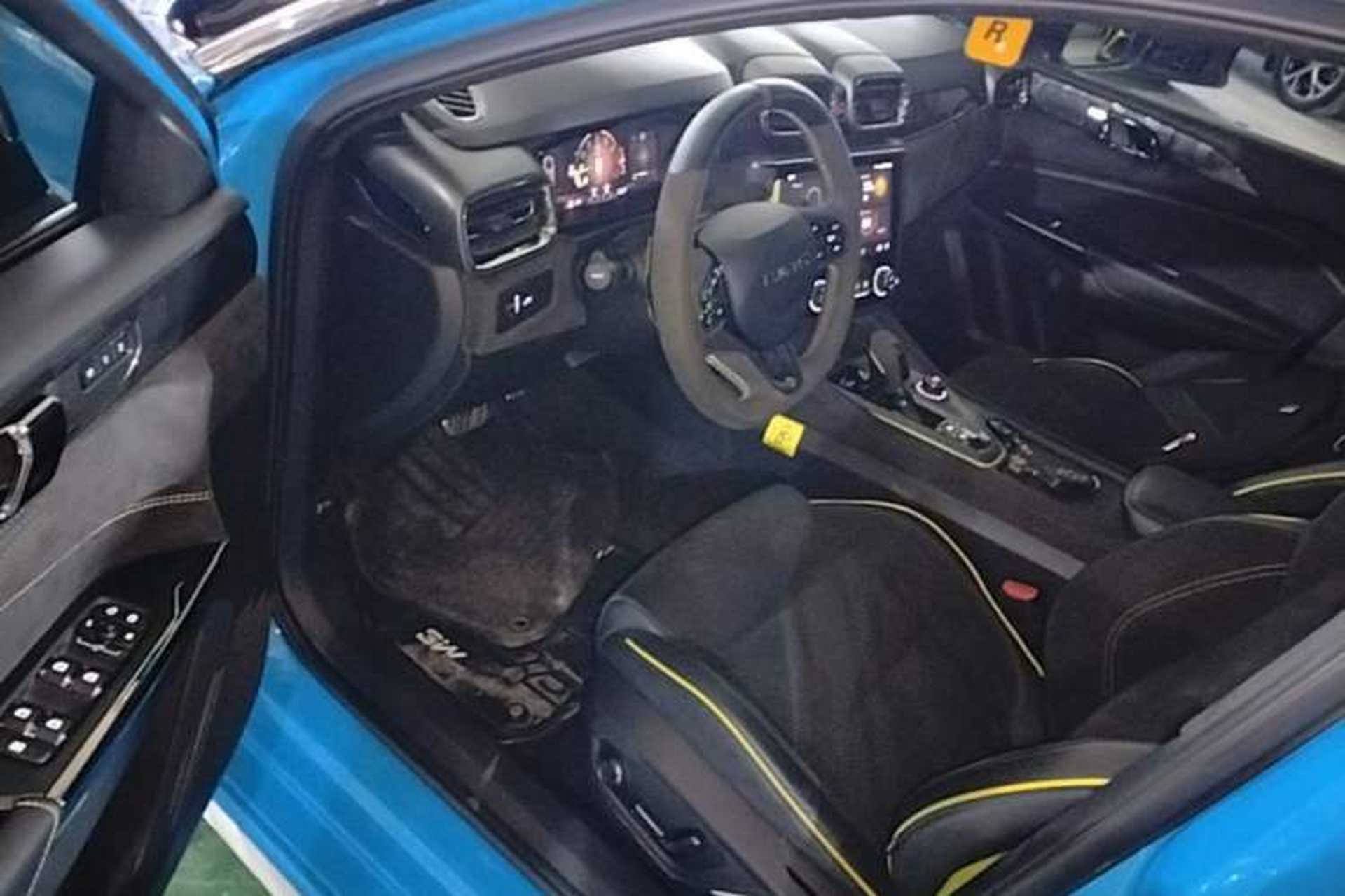 Used Lynk & Co 03 2022 03+ Cyan Custom Performance Kit Driver Seat
