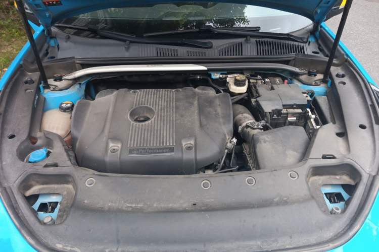 Used Lynk & Co 03 2022 03+ Cyan Custom Performance Kit Engine Bay