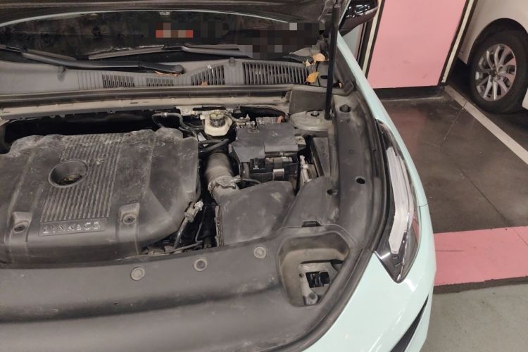Used Lynk & Co 03 2022 2.0TD DCT JingPro Engine Bay Left