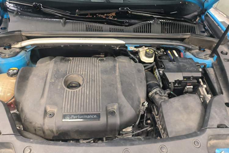 Used Lynk & Co 03 2022 03+ Cyan Custom Performance Kit Engine Bay
