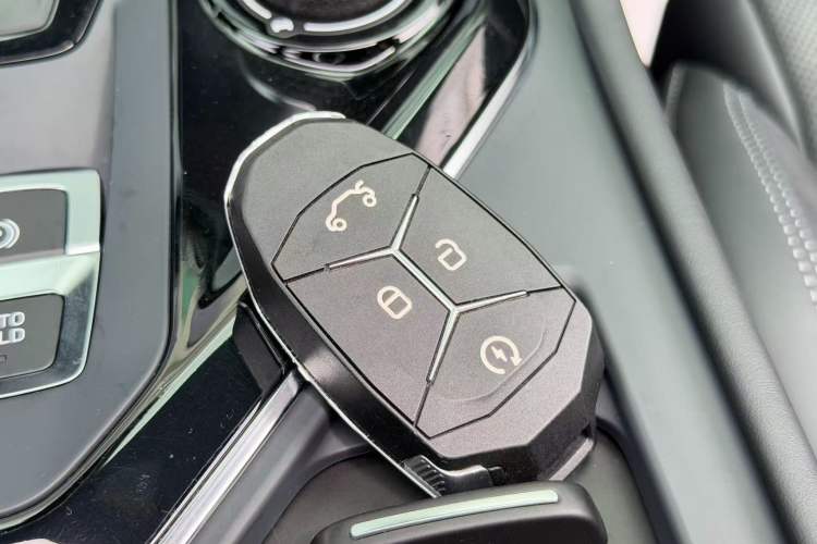 Used Lynk & Co 03 2022 2.0TD DCT JingPro Interior 1