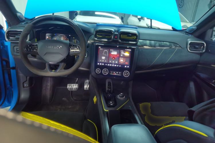 Used Lynk & Co 03 2022 03+ Cyan Custom Performance Kit Interior 2