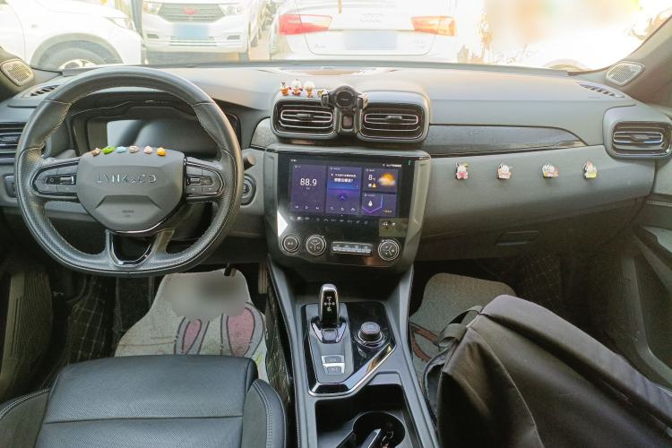 Used Lynk & Co 03 2022 1.5TD DCT JingPro Interior 2