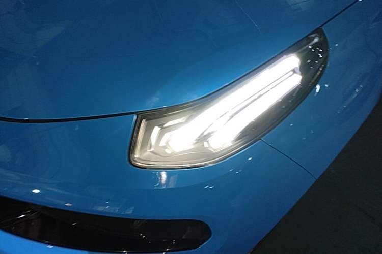 Used Lynk & Co 03 2022 03+ Cyan Custom Performance Kit Left Front Headlight
