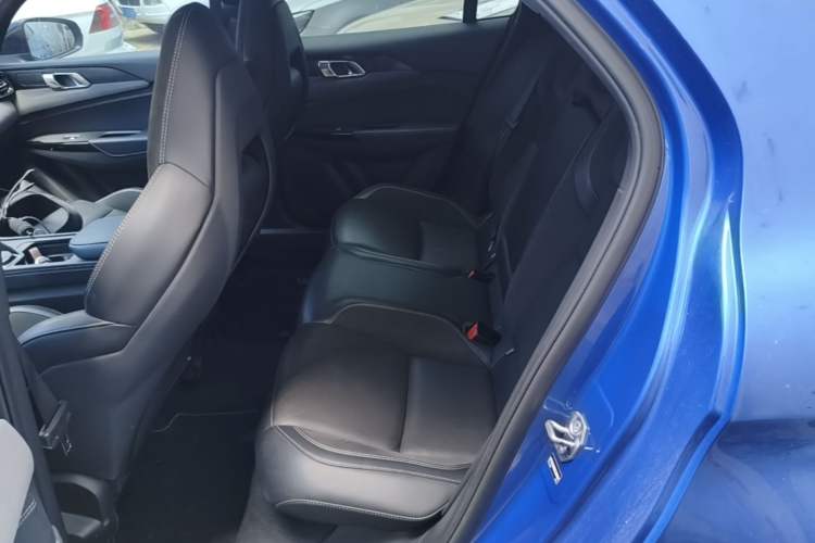 Used Lynk & Co 03 2022 1.5TD DCT JingPro Left Rear Seat
