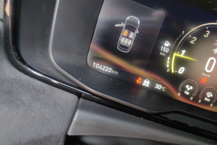 Used Lynk & Co 03 2022 03+ Cyan Custom Performance Kit Odometer Close Up