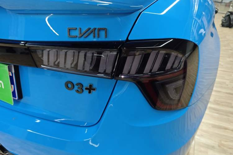 Used Lynk & Co 03 2022 03+ Cyan Custom Performance Kit Right Rear Taillight