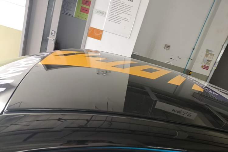 Used Lynk & Co 03 2022 03+ Cyan Custom Edition Roof