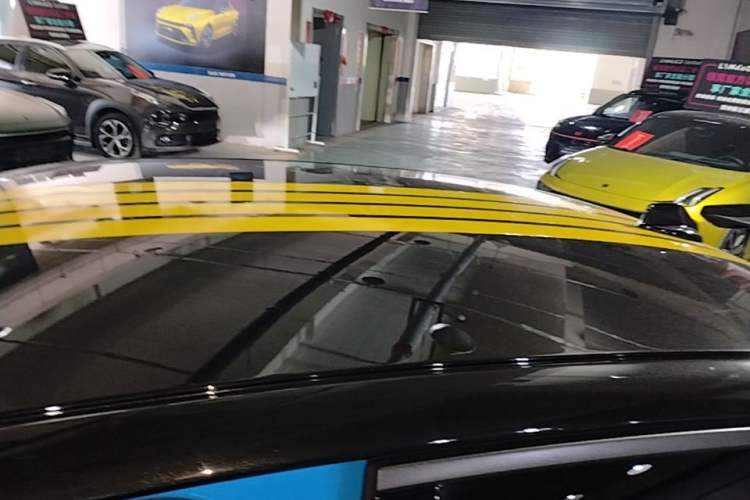 Used Lynk & Co 03 2022 03+ Cyan Custom Performance Kit Roof
