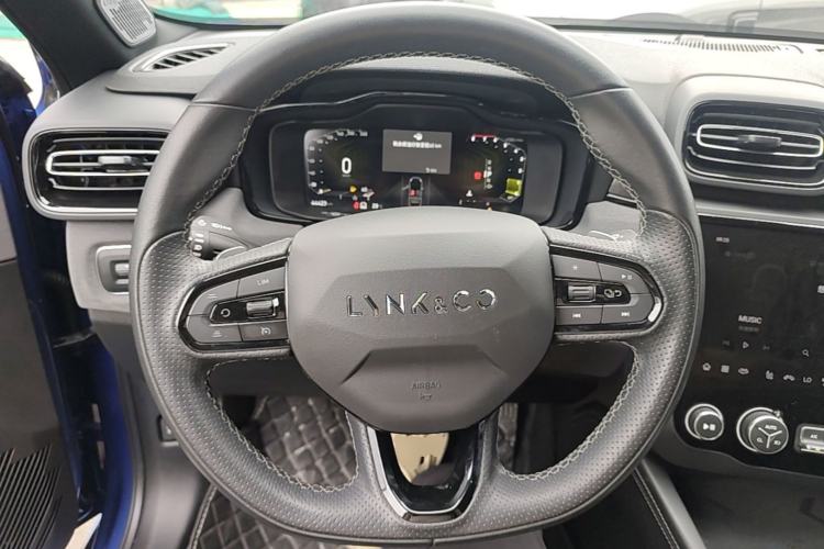 Used Lynk & Co 03 2022 2.0TD DCT JingPro Steering Wheel