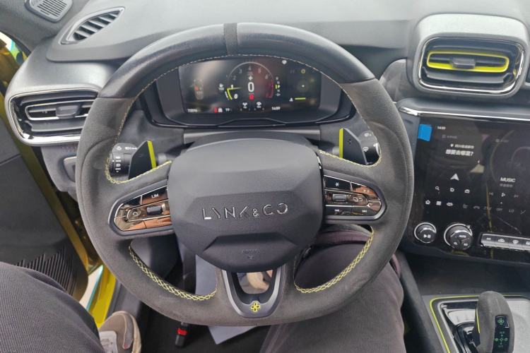 Used Lynk & Co 03 2022 03+ 2.0TD Automatic Wind-Chasing Edition Steering Wheel