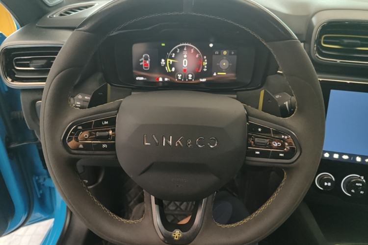 Used Lynk & Co 03 2022 03+ Cyan Custom Performance Kit Steering Wheel