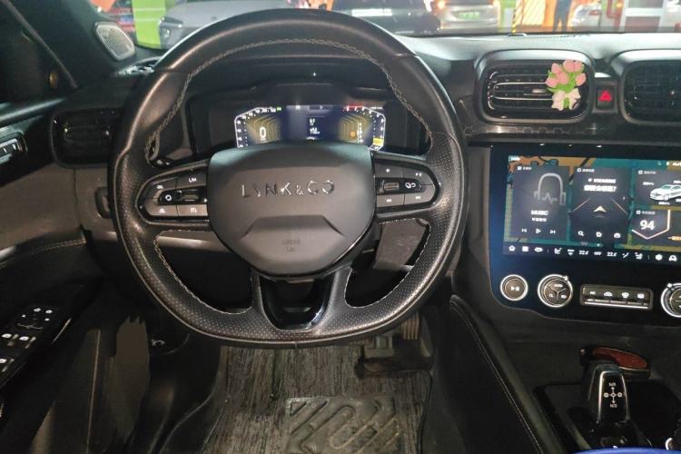 Used Lynk & Co 03 2022 2.0TD DCT JingPro Steering Wheel