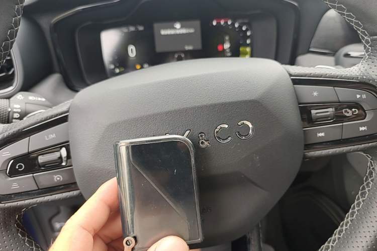 Used Lynk & Co 03 2022 2.0TD DCT JingPro Vehicle Key