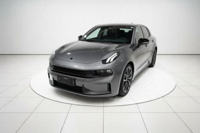 Lynk & Co 03 2022 2.0TD DCT JingPro с пробегом