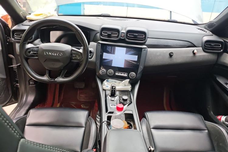 Used Lynk & Co 03 2022 1.5TD DCT JingPlus Center Console