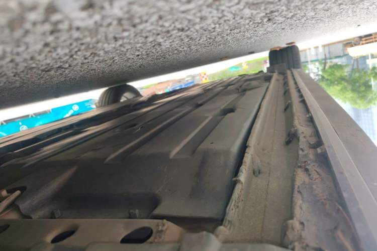 Used Lynk & Co 03 2022 1.5TD DCT JingPro Chassis Front Right