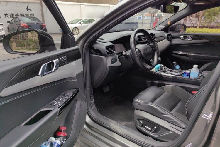 Used Lynk & Co 03 2022 2.0TD DCT JingPro Driver Seat