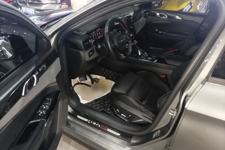 Used Lynk & Co 03 2022 2.0TD DCT JingPro Driver Seat