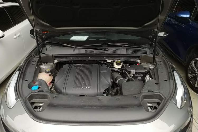 Used Lynk & Co 03 2022 1.5TD DCT JingPro Engine Bay