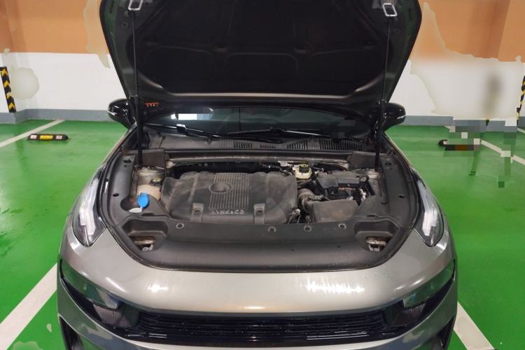 Used Lynk & Co 03 2022 2.0TD DCT JingPro Engine Bay