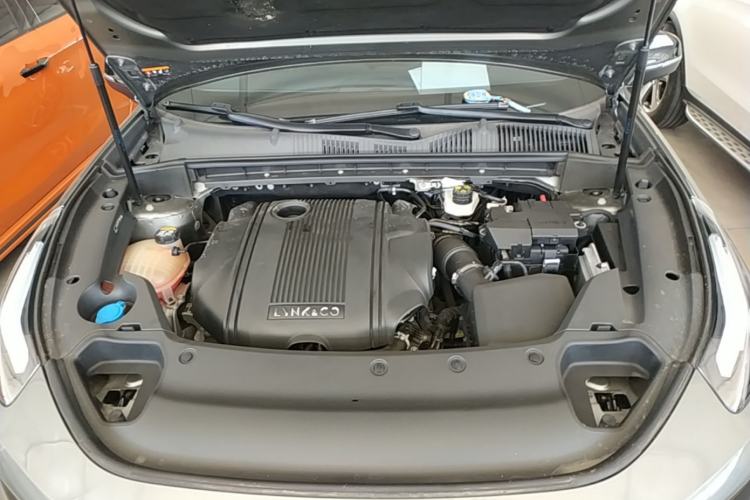 Used Lynk & Co 03 2022 1.5TD DCT JingPro Engine Bay
