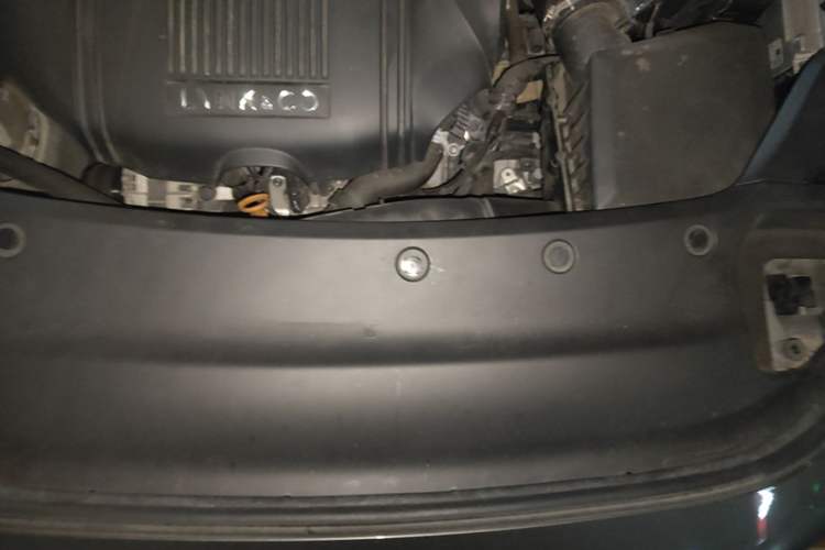 Used Lynk & Co 03 2022 1.5TD DCT JingPro Engine Bay