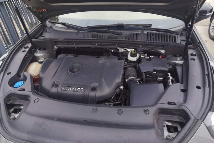 Used Lynk & Co 03 2022 2.0TD DCT GenioPlus Engine Bay