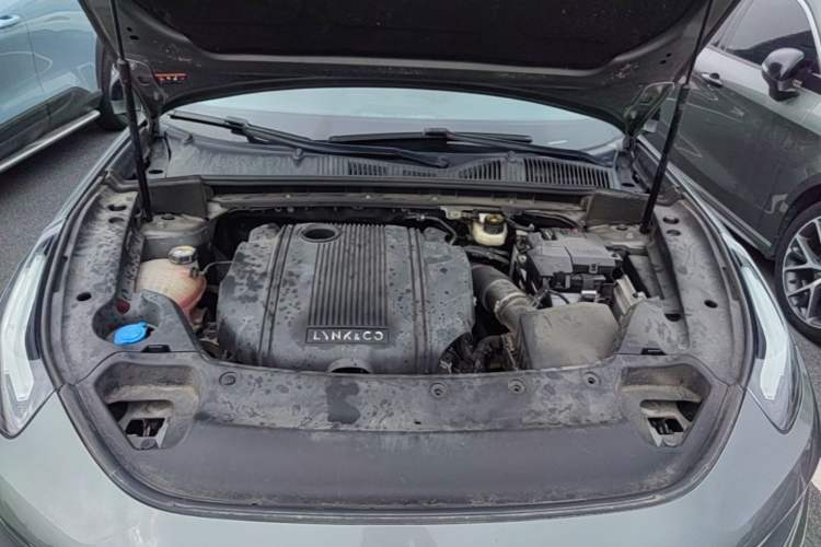 Used Lynk & Co 03 2022 1.5TD DCT JingPlus Engine Bay