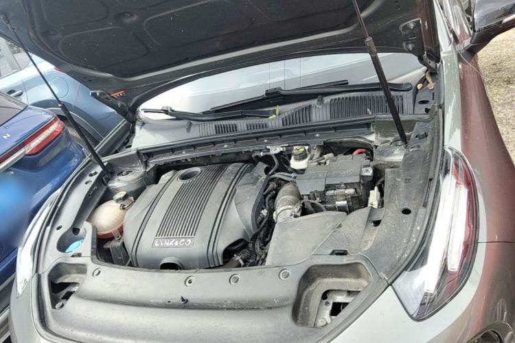 Used Lynk & Co 03 2022 1.5TD DCT JingPro Engine Bay
