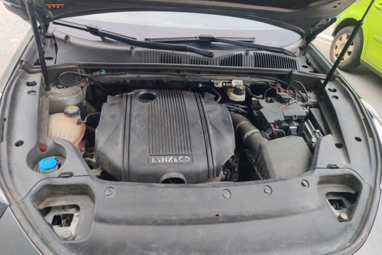 Used Lynk & Co 03 2022 1.5TD DCT JingPro Engine Bay