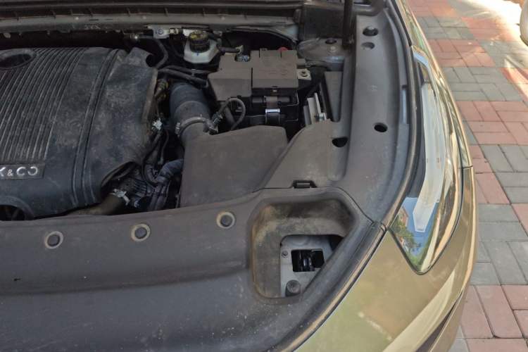 Used Lynk & Co 03 2022 1.5TD DCT JingPro Engine Bay Left