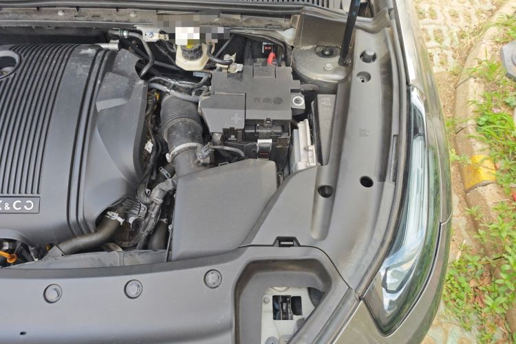 Used Lynk & Co 03 2022 1.5TD DCT JingPlus Engine Bay Left