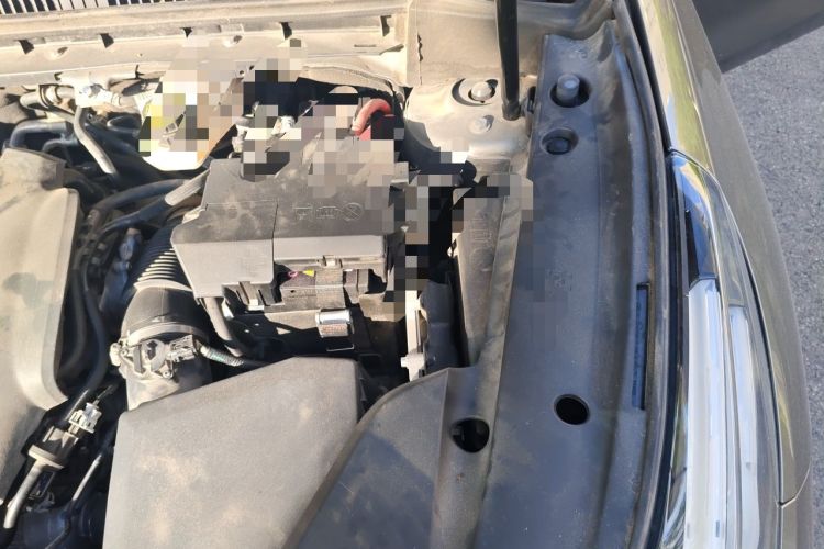 Used Lynk & Co 03 2022 2.0TD DCT GenioPlus Engine Bay Left
