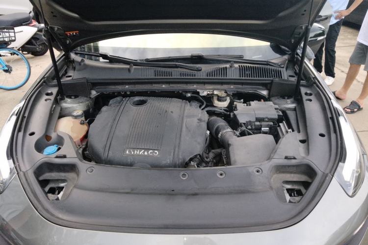 Used Lynk & Co 03 2022 1.5TD DCT JingPro Engine Bay