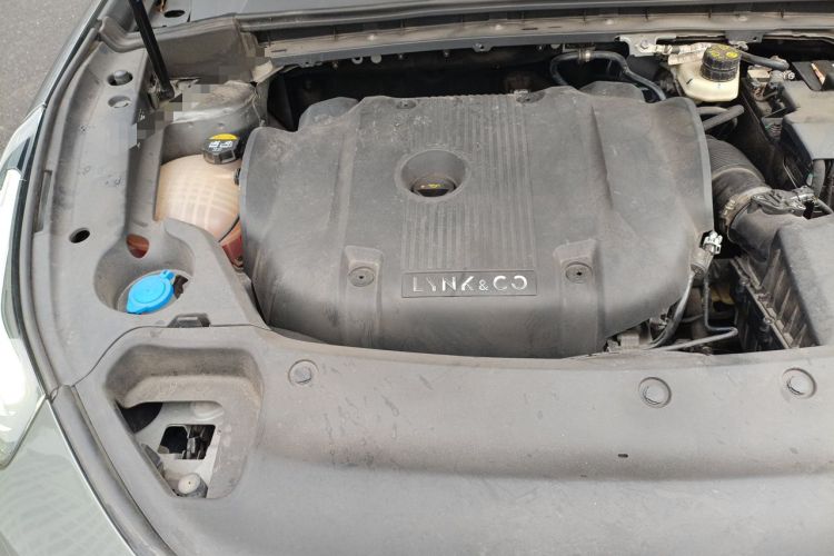 Used Lynk & Co 03 2022 2.0TD DCT JingPro Engine Bay Right