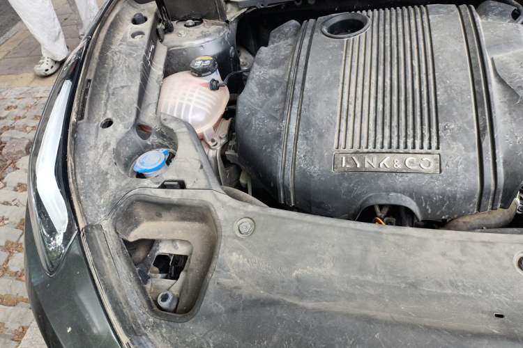 Used Lynk & Co 03 2022 1.5TD DCT JingPro Engine Bay Right