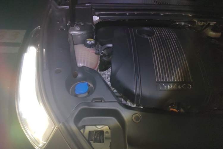 Used Lynk & Co 03 2022 1.5TD DCT JingPro Engine Bay Right