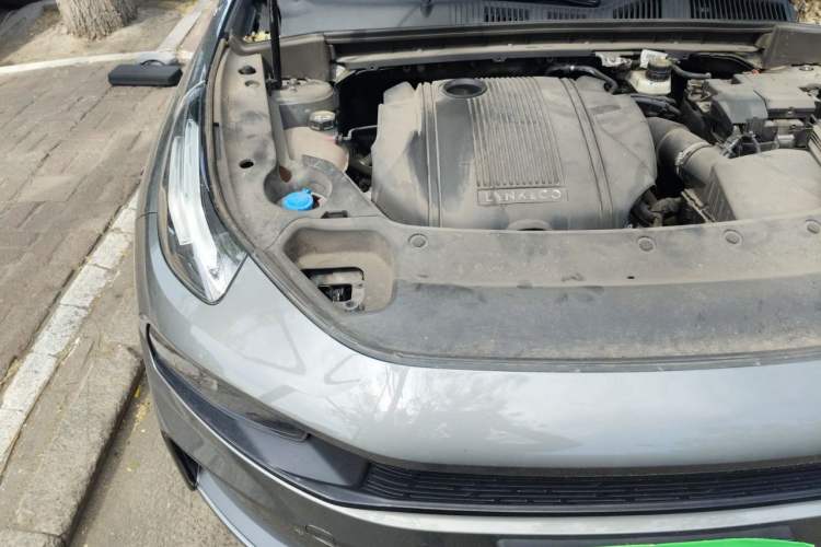 Used Lynk & Co 03 2022 1.5TD DCT JingPlus Engine Bay Right