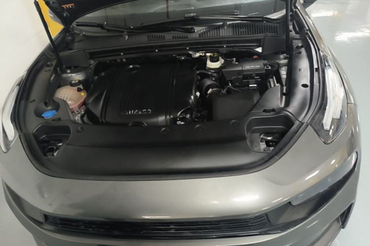 Used Lynk & Co 03 2022 1.5TD DCT JingPro Engine Bay