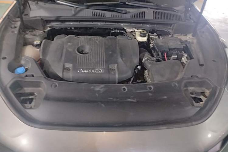 Used Lynk & Co 03 2022 2.0TD DCT JingPro Engine Bay